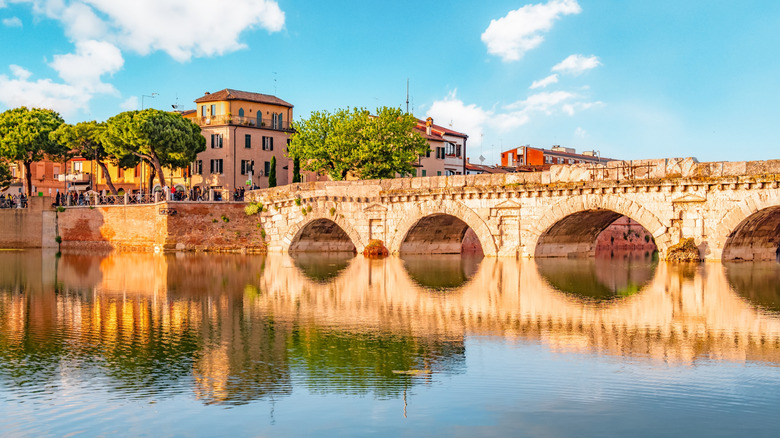Pont de Tibère, Rimini