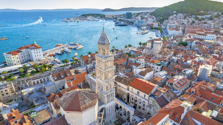 Vue aérienne de la baie et de la ville de Dubrovnik, Croatie