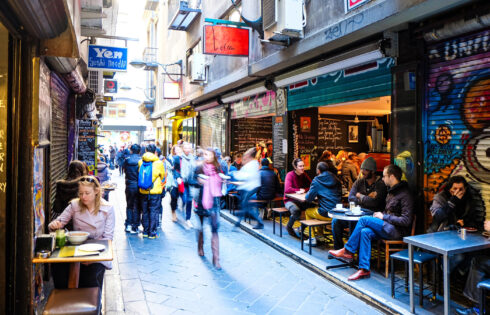 La capitale mondiale du café est cette ville australienne emblématique connue pour sa scène artistique florissante et sa diversité du centre-ville