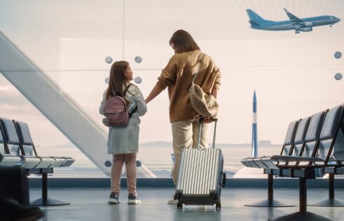 Rick Steves explique la façon la plus abordable de prendre de longues vacances européennes avec des enfants