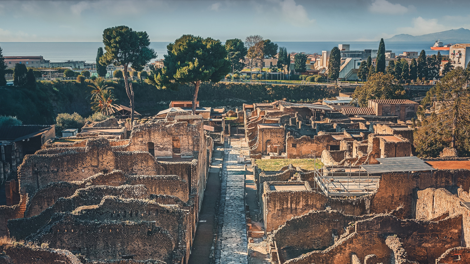 Italie est une bijou historique extrêmement sous-estimé et plus intime qui est constamment sauté par des touristes pour Pompéi