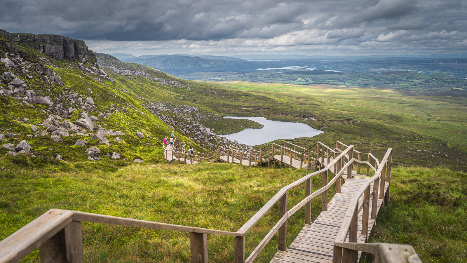 Ce géopark de l'UNESCO en Irlande et en Irlande du Nord propose l'un des sentiers de promenade les plus étonnants d'Europe