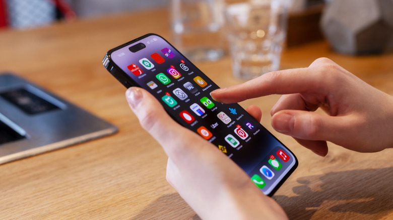 Applications sur un écran de téléphone