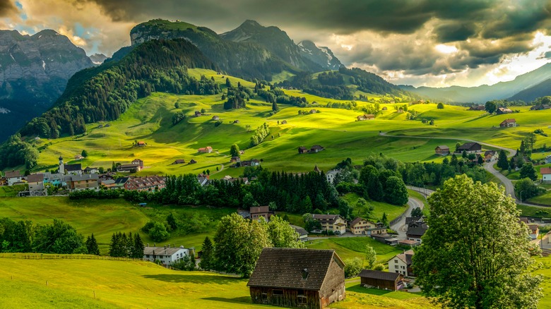 Paysages de campagne autour d'appenzell, en Suisse