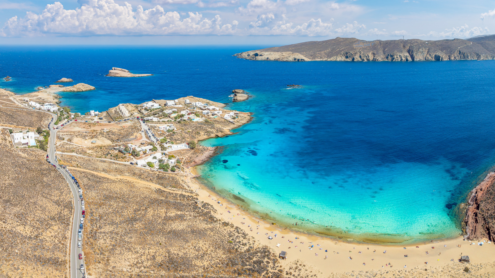 La plage préférée de Samantha Brown en Grèce est un bijou de Mykonos calme loin des foules de secours
