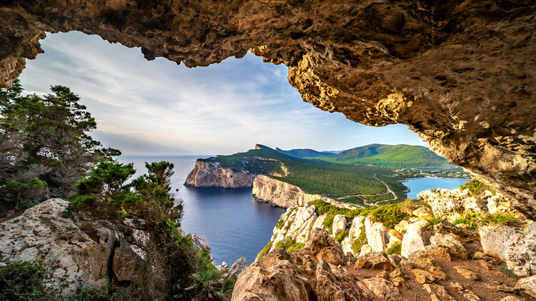 Vue côtière d'Alghero sur la Sardaigne, Italie
