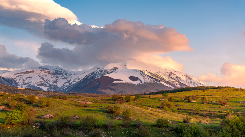 Mount Amaro dans le parc national de Majella près de Pettorano Sul Gizio, Italie