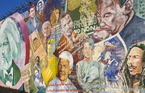 Cette capitale européenne avec des centaines de peintures murales abrite certains des meilleurs street art du monde