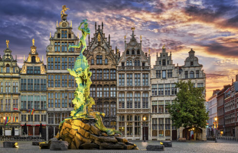 Cette ville européenne intemporelle et à la mode a été couronnée la meilleure destination de magasinage pour l'automne 2025