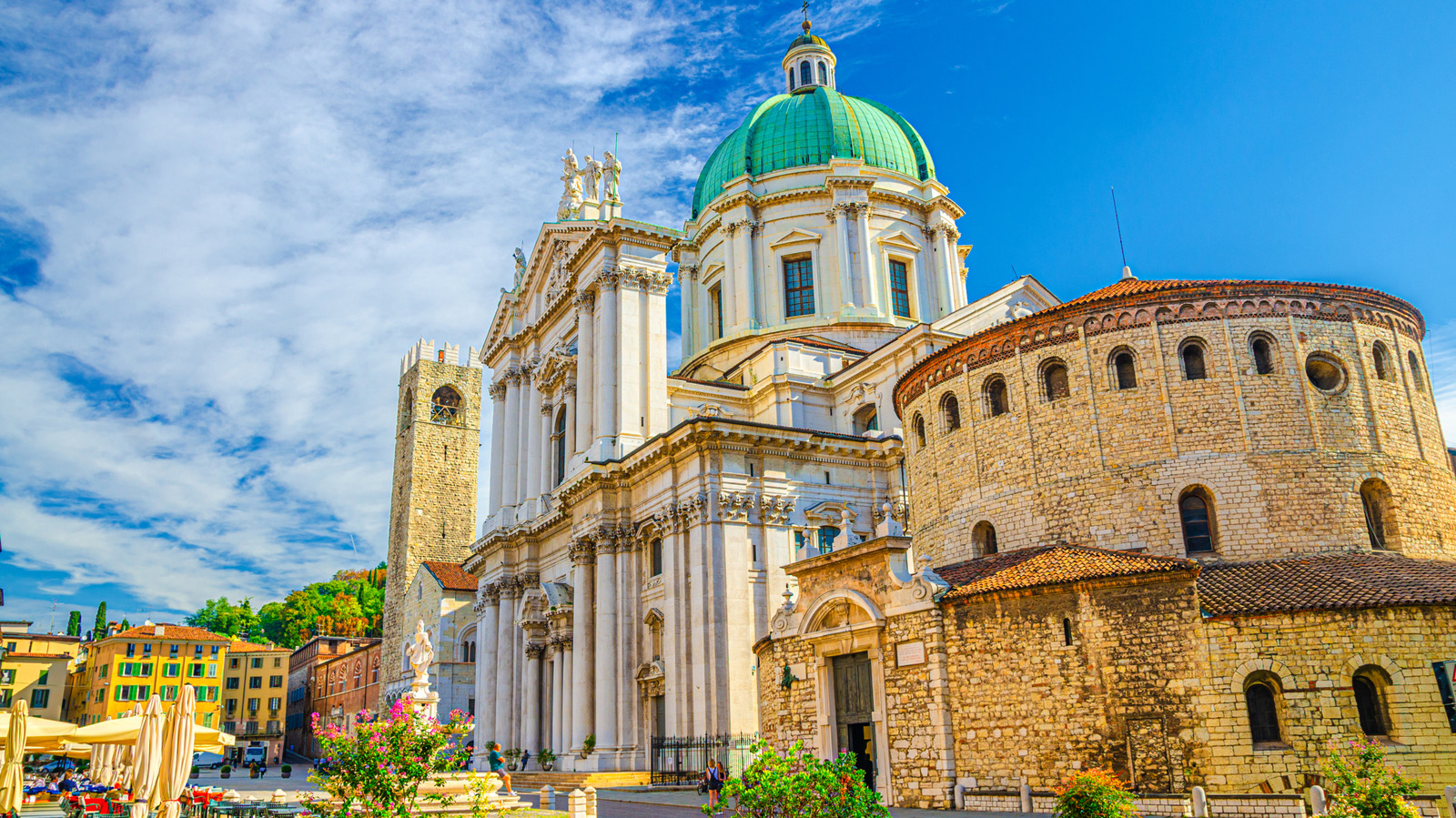 Entre Milan et Venise se trouve la ville sous-estimée d'Italie avec de belles ruines historiques et une architecture époustouflante