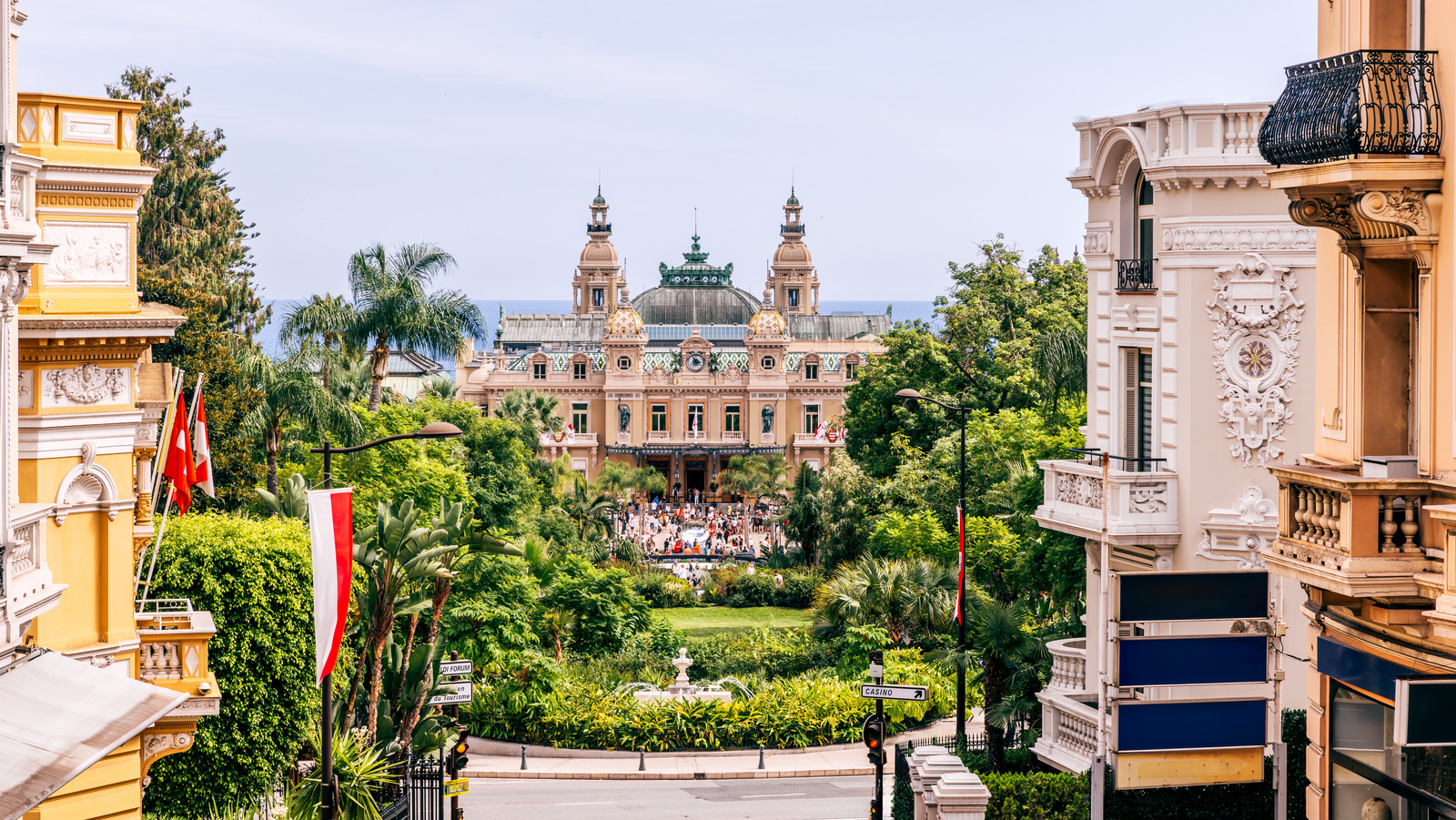 Ce casino européen extrêmement luxueux qui a interdit aux locaux de visiter est un joyau touristique avec un héritage cinématographique