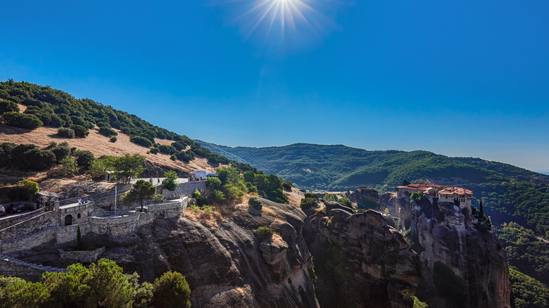 Monastère de Varlaam aux Météores au soleil