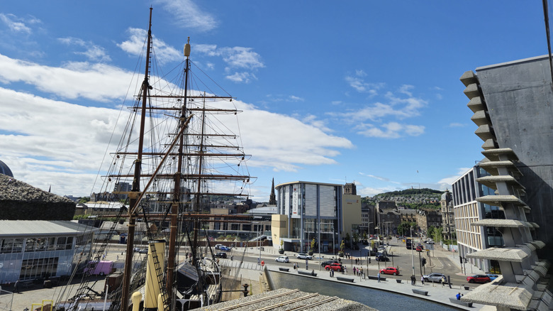 Vue de Dundee depuis le balcon du V&A Museum