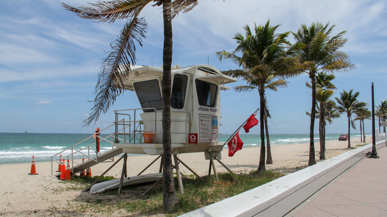 Poste de sauveteur de la plage de Fort Lauderdale