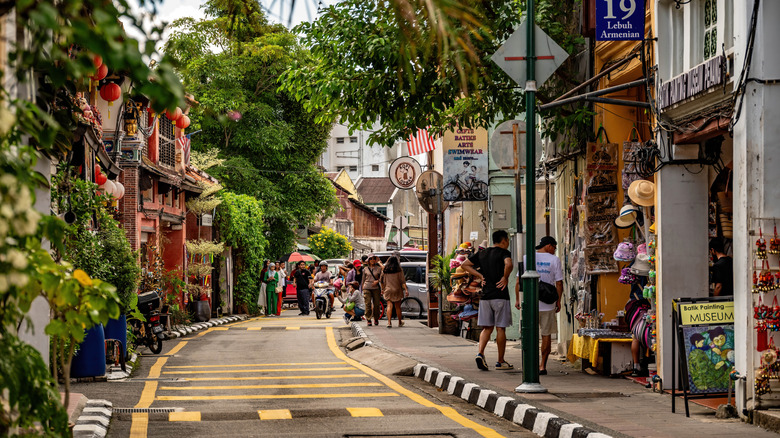 Une scène de rue à George Town, Malaisie