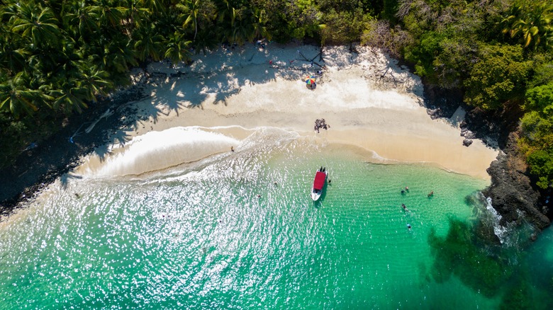 Plage isolée dans la province de Chiriquí au Panama