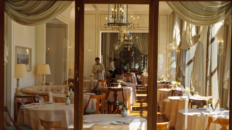 À l’intérieur d’un somptueux restaurant de l’Hôtel Splendido, Portofino