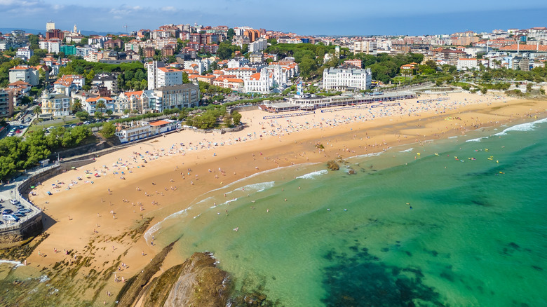 Une ville balnéaire du nord de l'Espagne
