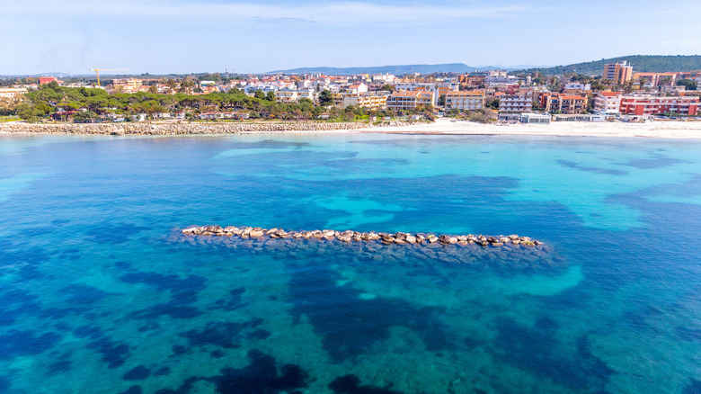 Vue aérienne du Lido di San Giovanni à Alghero