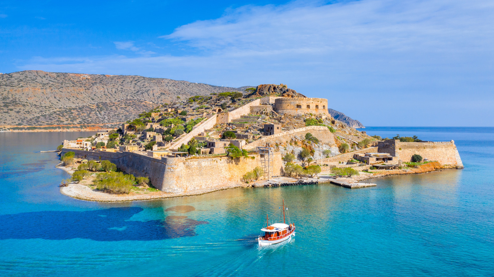 L'« île des oubliés » de Grèce a été abandonnée et transformée en un paysage d'une beauté remplie d'histoire