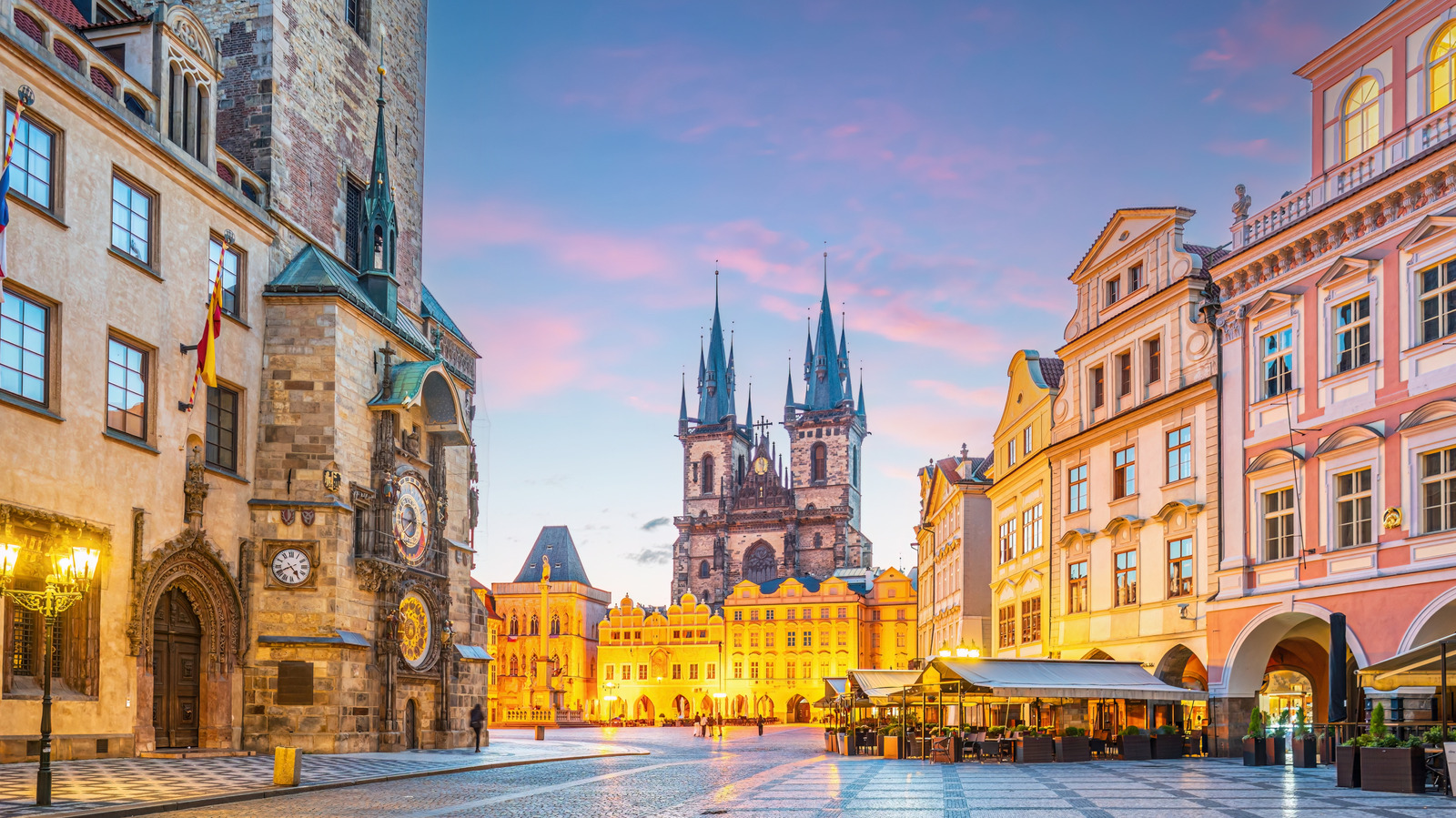 Pourquoi de plus en plus de touristes partent en vacances à Prague en 2026