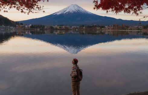 Le parc national le plus populaire du Japon possède des îles volcaniques, des sentiers à couper le souffle et des vues emblématiques sur les montagnes