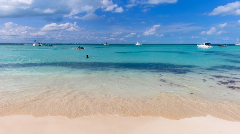Eaux turquoise au large de Playa Norte, Isla Mujeres