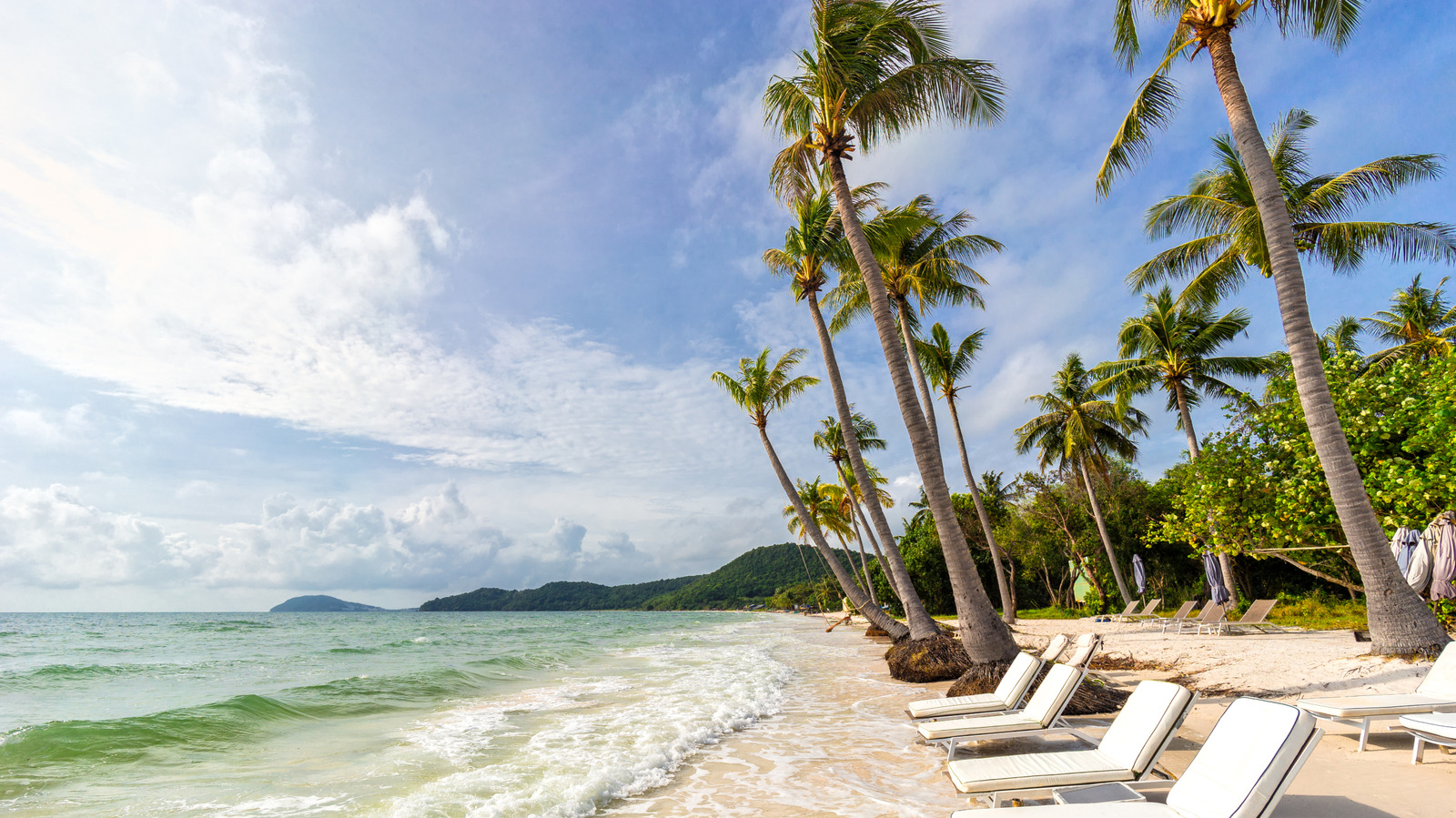 Oubliez la Thaïlande, visitez cette magnifique plage du Vietnam pour son sable doux, ses vues imprenables sur l'océan et sa plongée en apnée