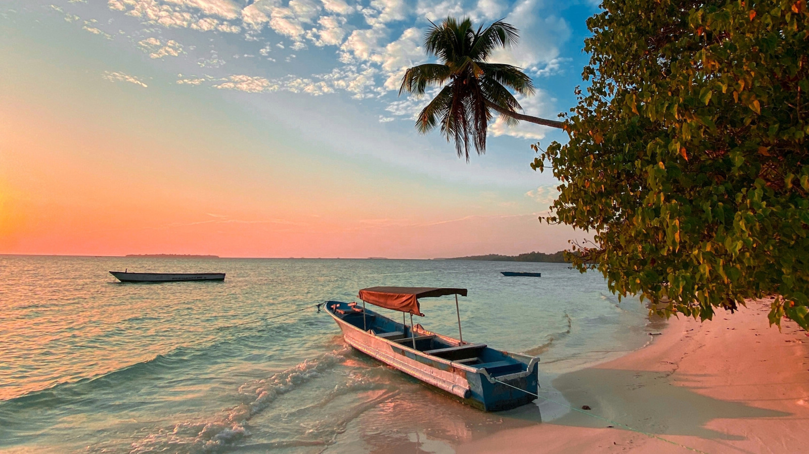 Oubliez la Thaïlande, les magnifiques plages de ces îles asiatiques idylliques sont totalement libres de foule